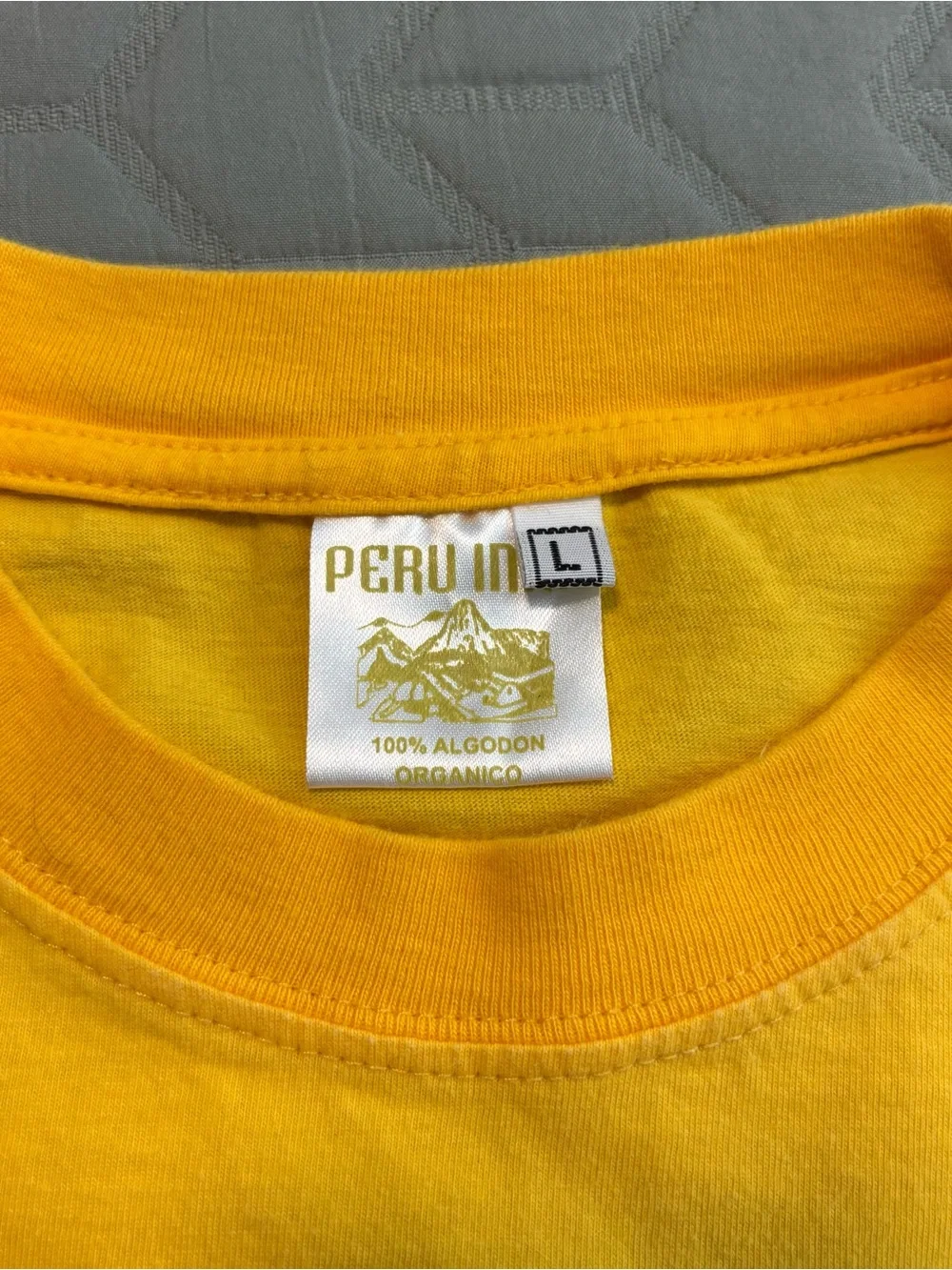 Inca Kola Peru Yellow T-Shirt in EUC